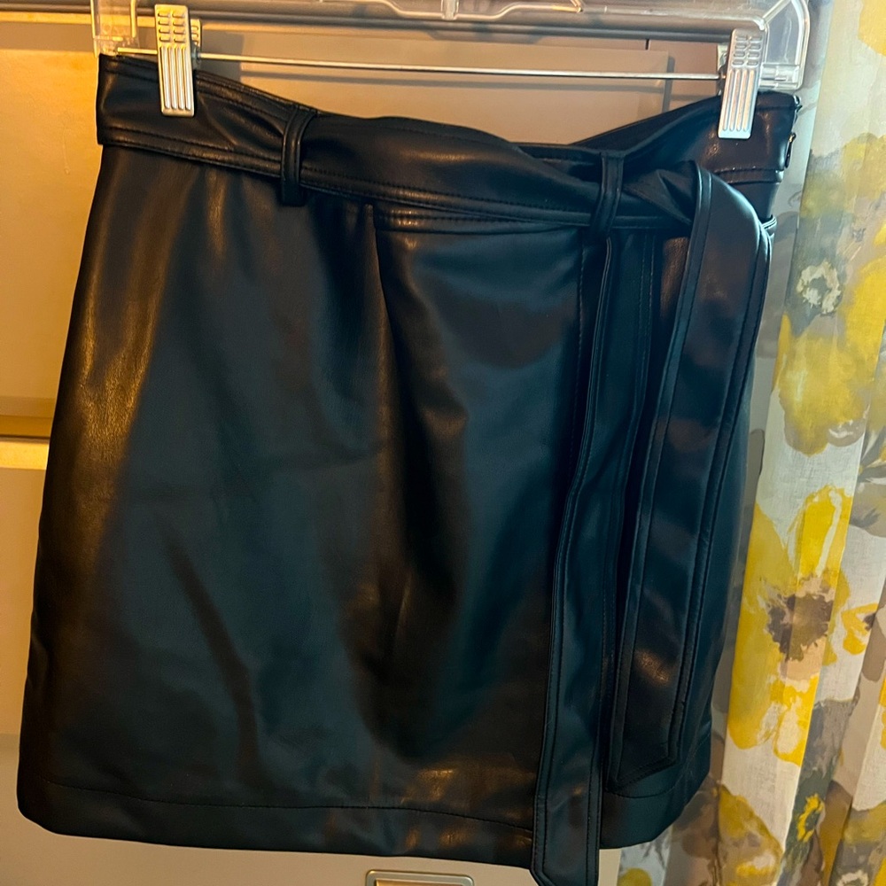 Leather skirt never worn